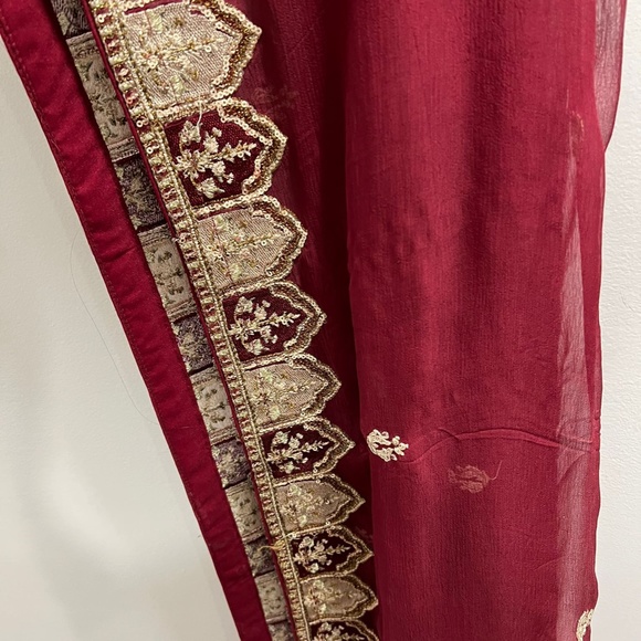 Desi clothes - Picture 5 of 5